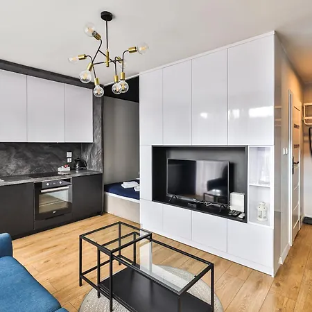 Trojdena 11 By Perfect * Varsovie