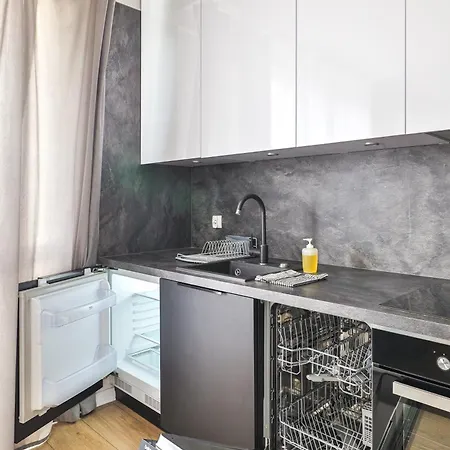 Trojdena 11 By Perfect Varsovie