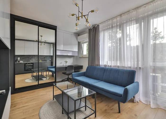 Trojdena 11 By Perfect * Warszawa